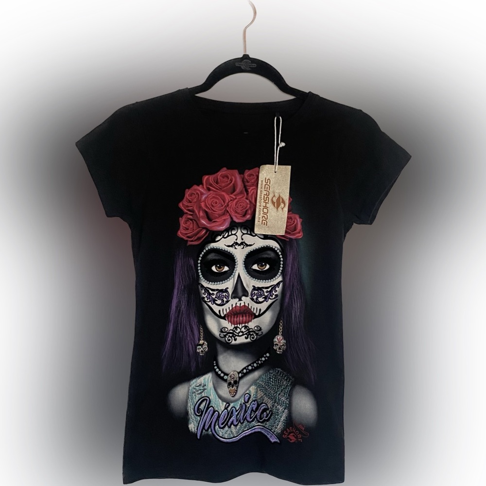 Mexico Graphic T-Shirt woman’s small graphic velvet Dia De Los Muertos